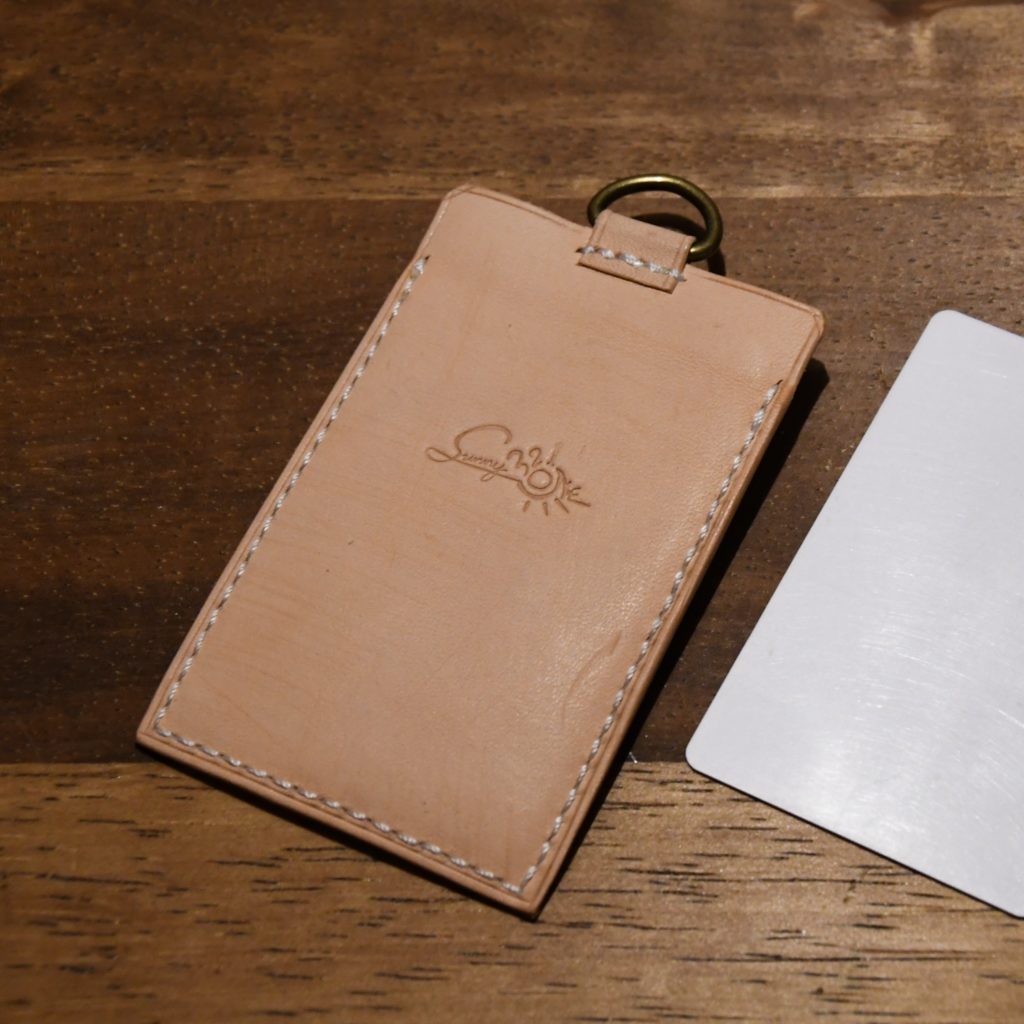 IDケースレザーサニーワン