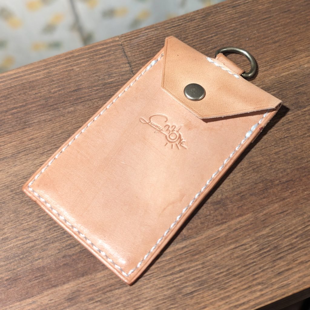 IDケースレザーサニーワン