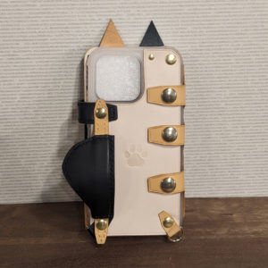 ネコ柄iPhoneケースレザーサニーワン