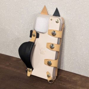 ネコ柄iPhoneケースレザーサニーワン